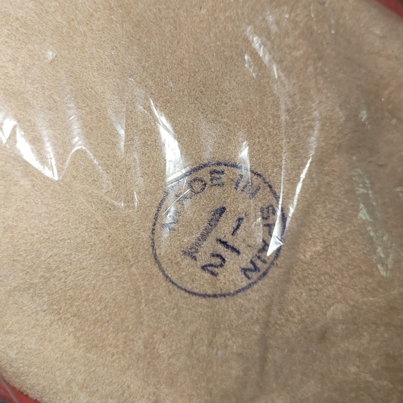 Traditional Spanish Wine Bota Water Canteen - Picture 2 of 5